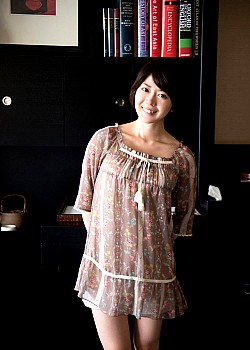 Emi Akane